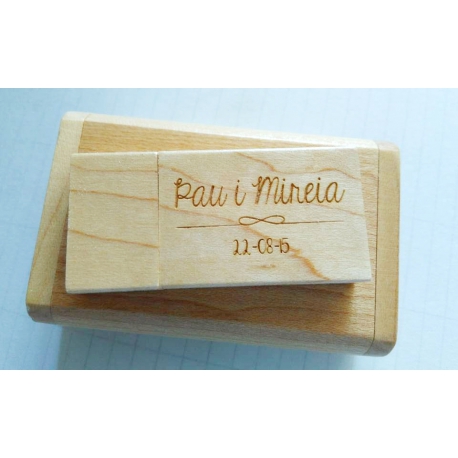 PACK USB Magnet & Caja de madera redondeada