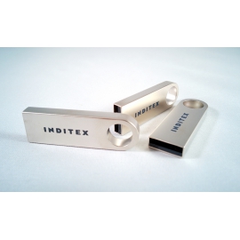 Medidas memoria USB Iron