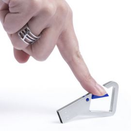 Holder 8 GB